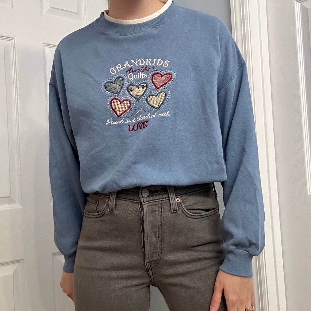 Vintage Sweatshirt Sweater Grandmacore Granny Quilter Blue Embroidered Large